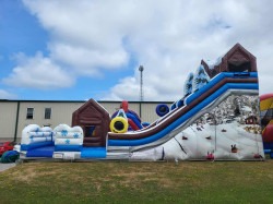 7836379b9e4d48e9b96bd2e26e1bcf99202 1753909276 22' Alpine Winter Tubing Slide