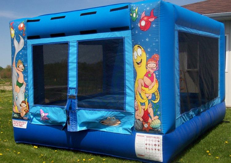 Underwater Adventure Bounce Underwater Adventure Bounce